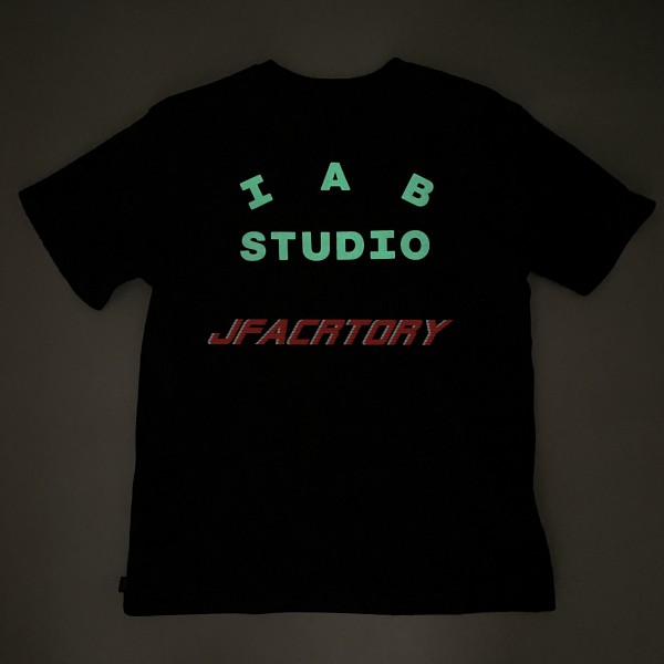 아이앱 스튜디오 IAB STUDIO 티셔츠 글로우 L / M